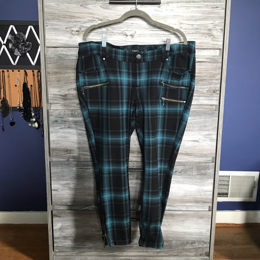 Blue Plaid Ponte Crop 16R pant